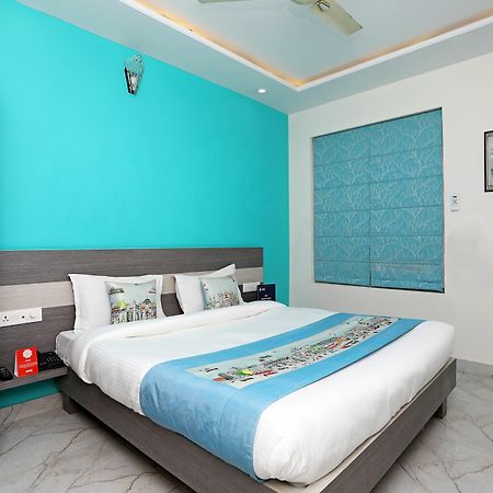 Oyo 10228 Hotel Chandramouli Džajpur Exteriér fotografie